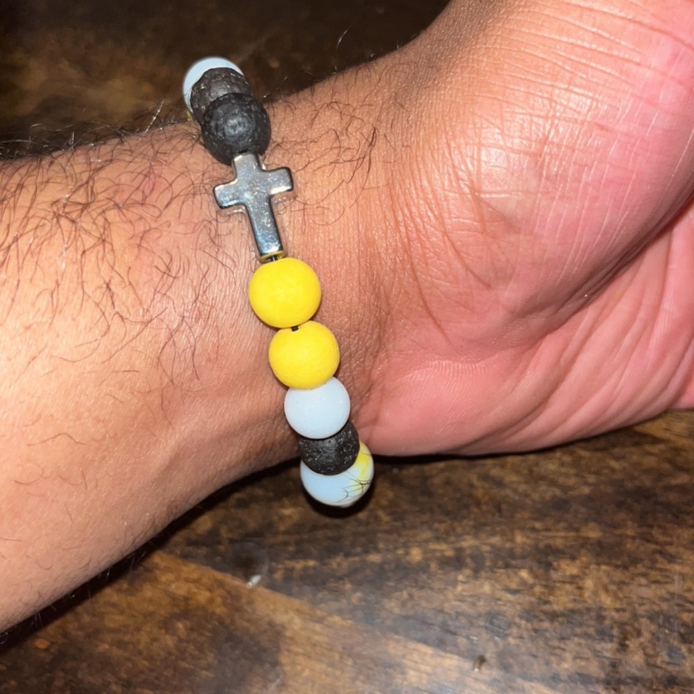 Beaded bracelets - Picture 4 of 4